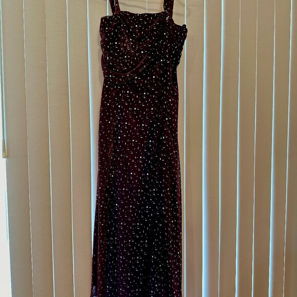 Size 7 & Deep Red Formal Dress - Picture 3 of 4